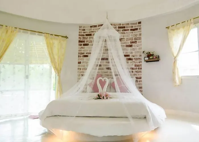 Khun Khao Tamnan Prai Hotel