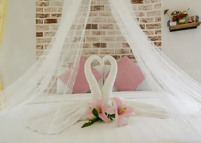Khun Khao Tamnan Prai Hotel 2*