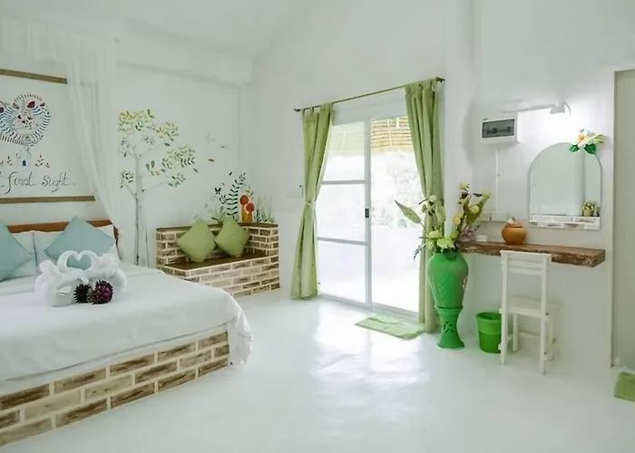 Hotel Khun Khao Tamnan Prai Ratchaburi
