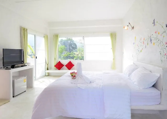 Hotel Khun Khao Tamnan Prai Ratchaburi