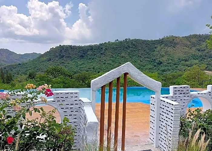 Khun Khao Tamnan Prai 2*