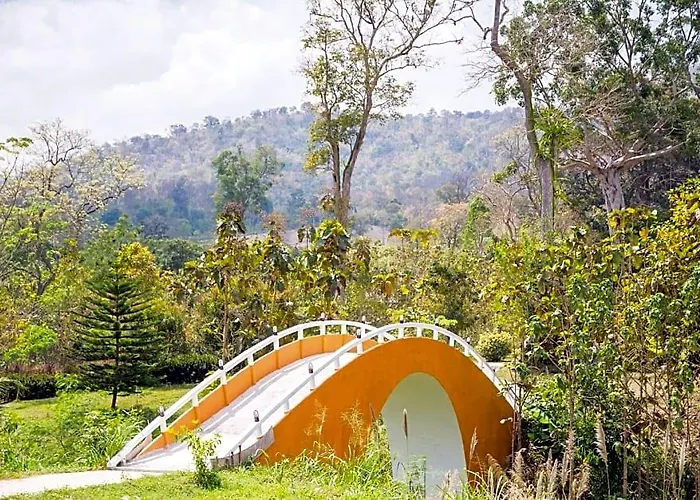 Hotel Khun Khao Tamnan Prai Ratchaburi