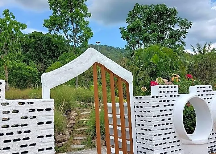 Hotel Khun Khao Tamnan Prai 2*